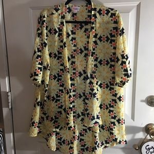NWOT- LuLa Roe Lindsay kimono Size Small